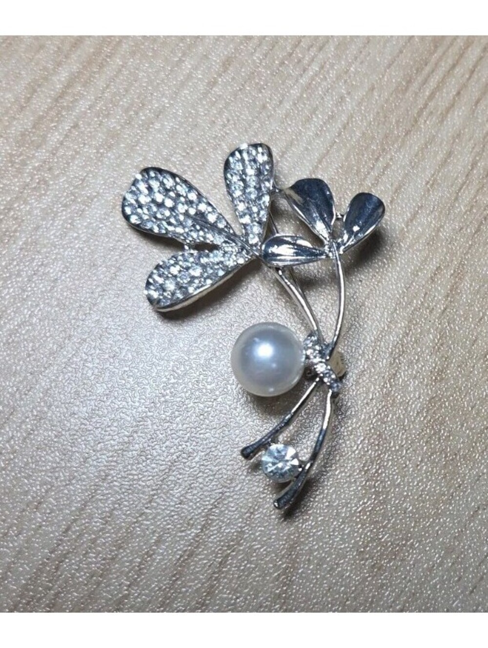 Vintage Flower Bouquet Style Brooch Pin Rhinestone Ivory Faux Pearl Silvertone